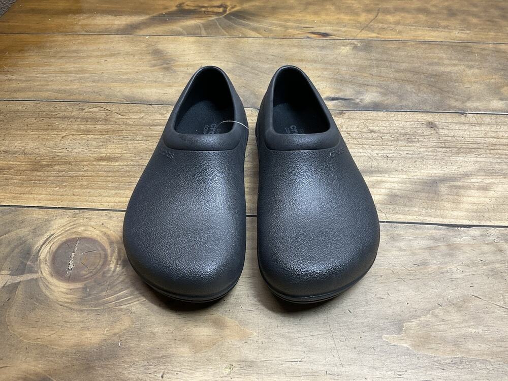 Crocs On The Clock Work Slip on Shoes Black Size Women’s 6 Men’s 4 UNISEX
